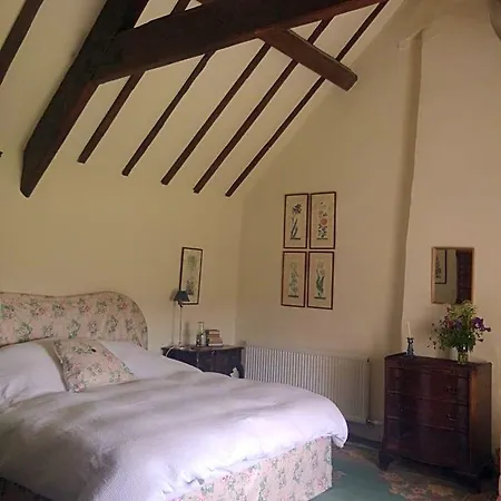 Barmoors Bed & Breakfast 3*